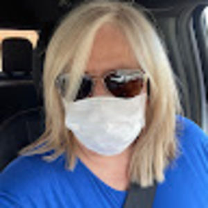 Meet your Posher, Elana